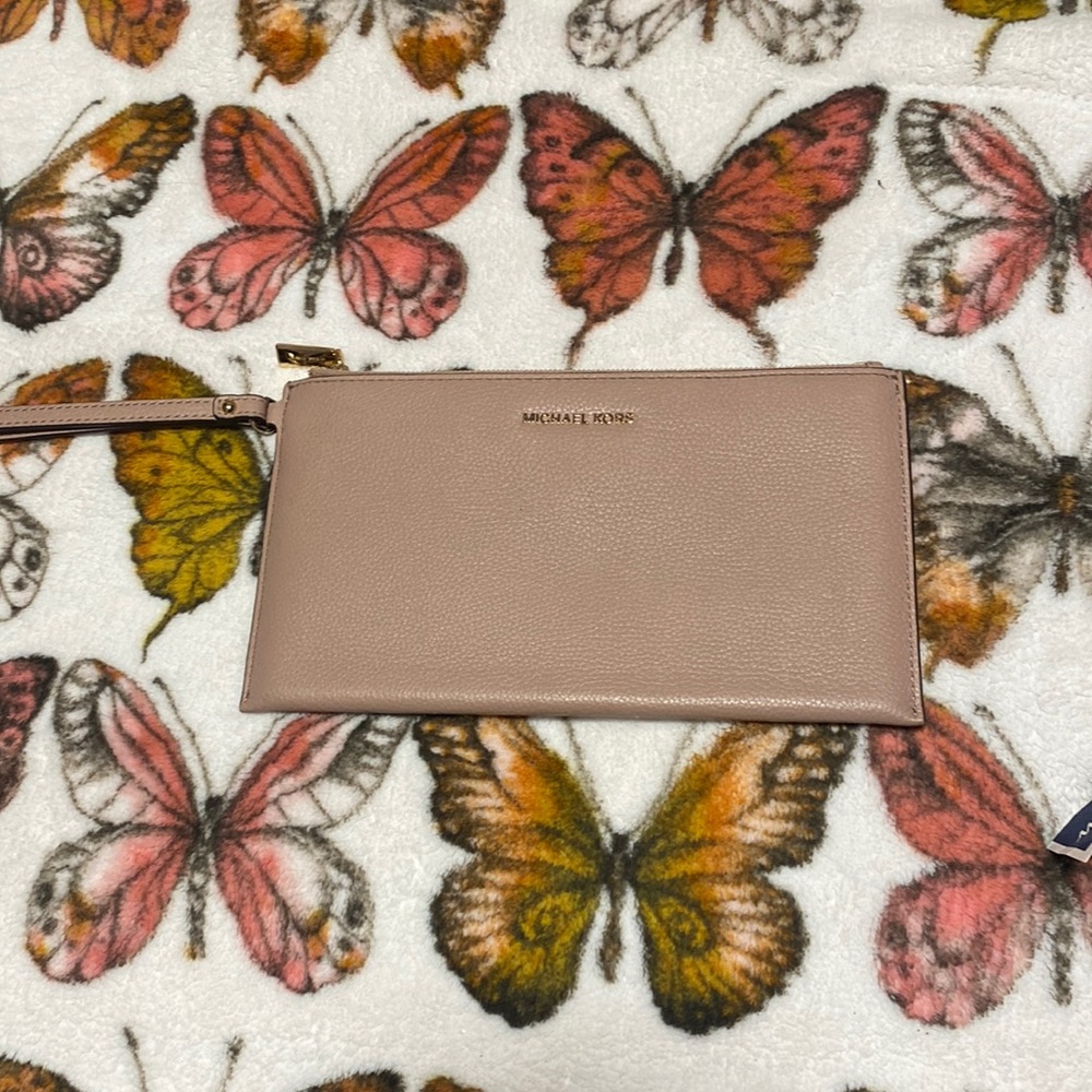 Michael Kors rose  gold leather wristlet